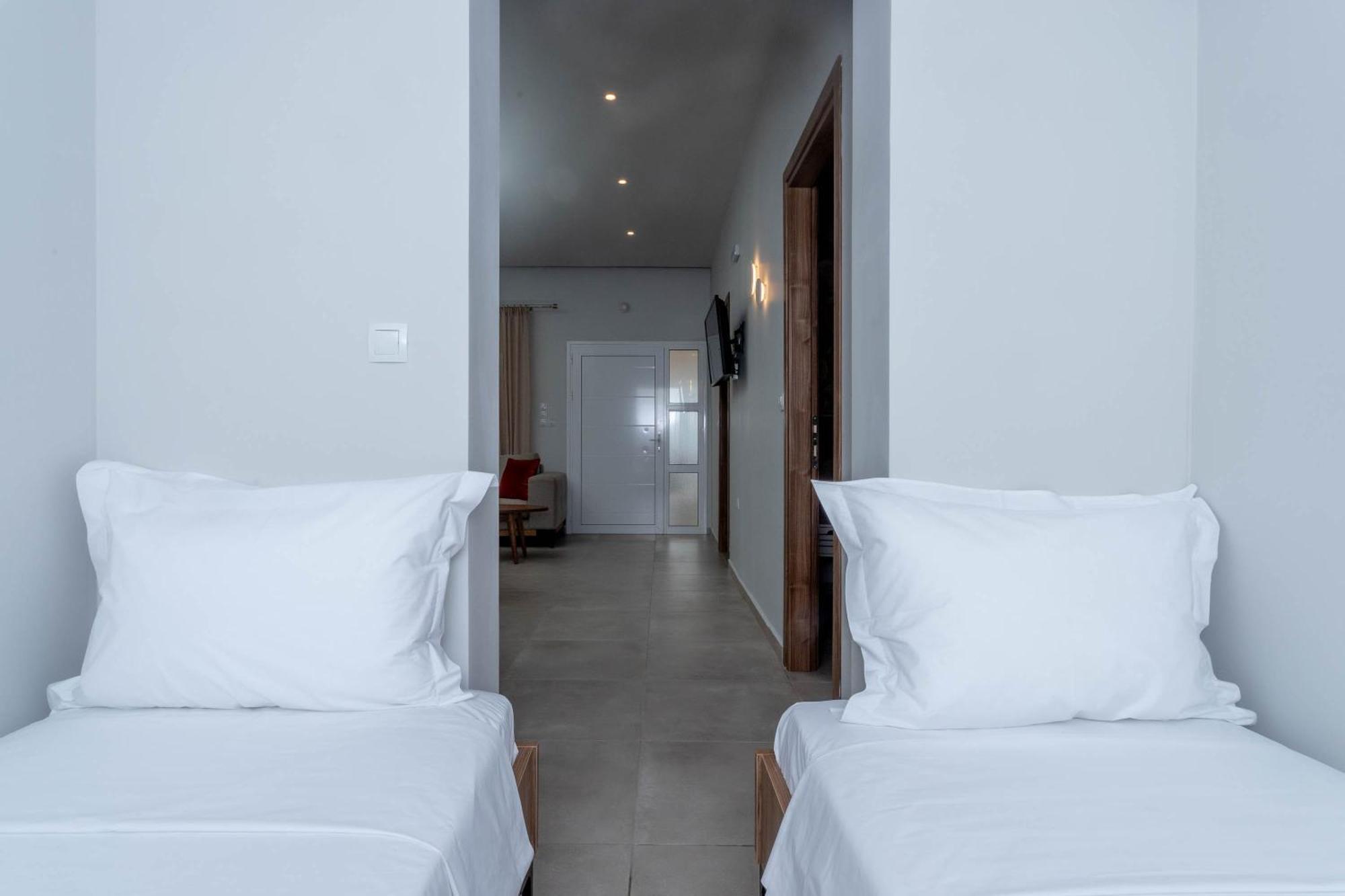 Pteleo Apartments Pteleos Bagian luar foto